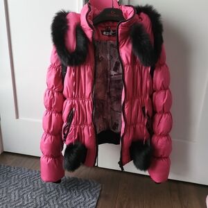 Women's Pink Puffer Jacket with Faux Fur Trim